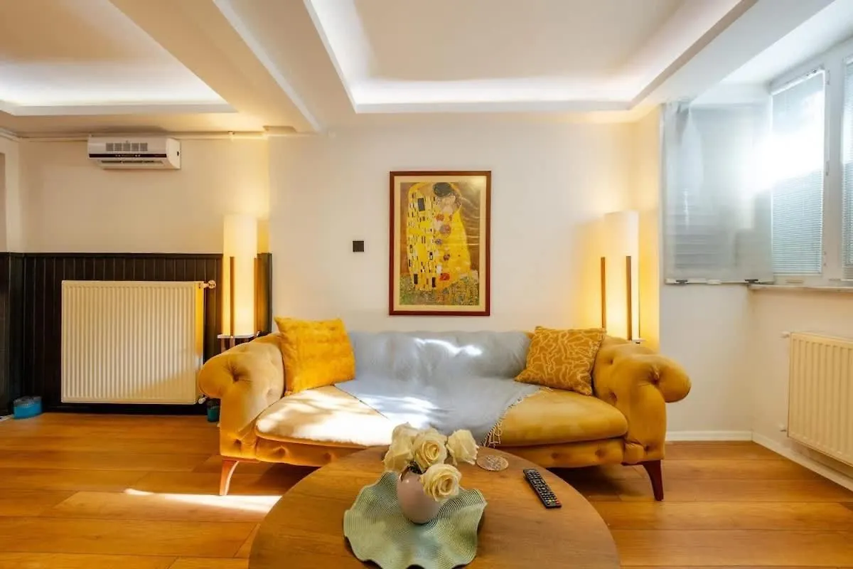 Cosy Cihangir Apartment Istanbul
